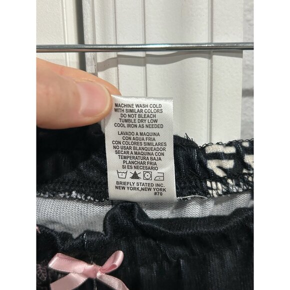 Schitts Creek NEW Ew David Rose Apothecary Pajama Pants Sleepwear Size M Black - Picture 7 of 8